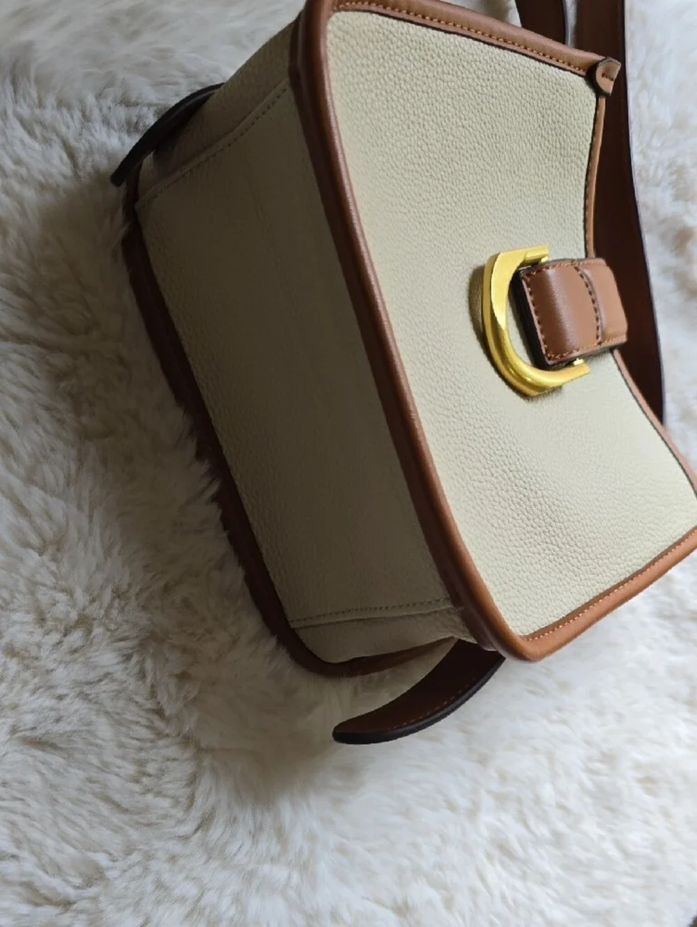 Cream and Tan Crossbody Shoulder Bag with Gold Accent